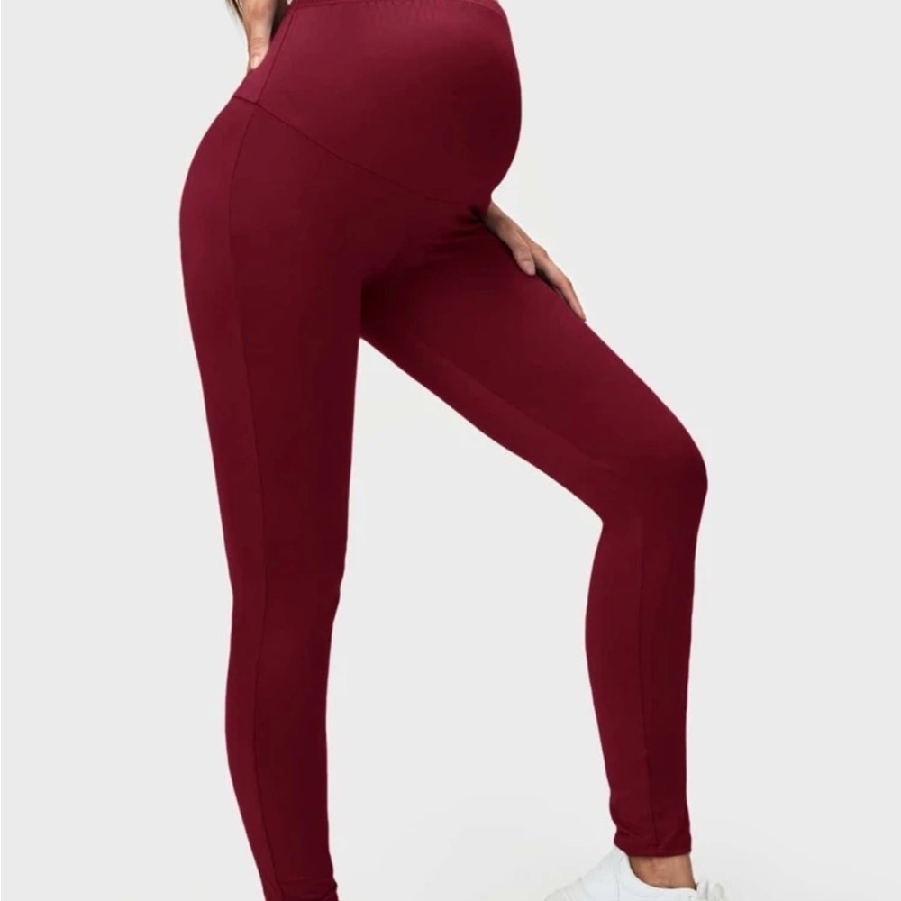 Motherhood Maternity Burgundy SEAMLESS COMPRESSION COMFORT WAIST  LEGGINGS Large